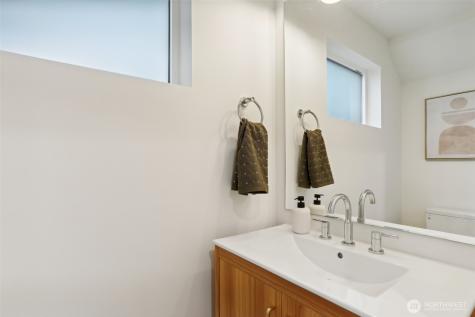 2644 34th Avenue W Seattle WA 98199