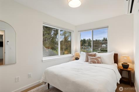 2644 34th Avenue W Seattle WA 98199