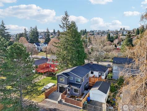 2644 34th Avenue W Seattle WA 98199