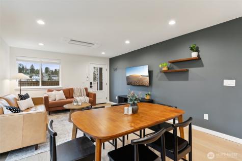 2644 34th Avenue W Seattle WA 98199