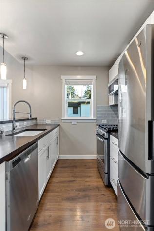 12757 Dayton Avenue N Seattle WA 98133
