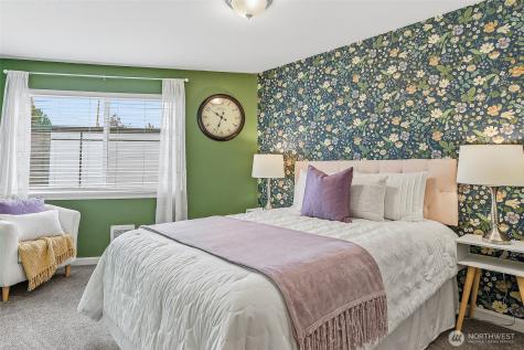 3045 20th Avenue W Seattle WA 98199