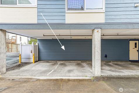 3045 20th Avenue W Seattle WA 98199