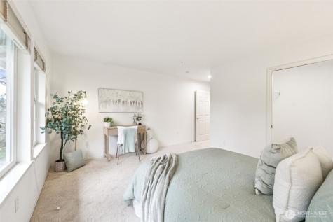 22454 SE 37th Terrace Issaquah WA 98029