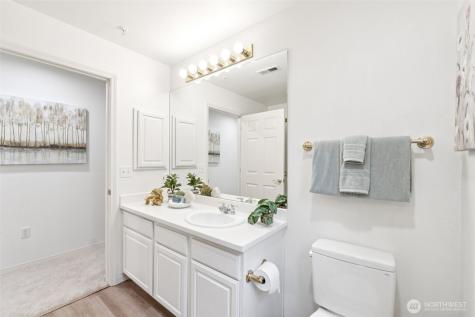 22454 SE 37th Terrace Issaquah WA 98029