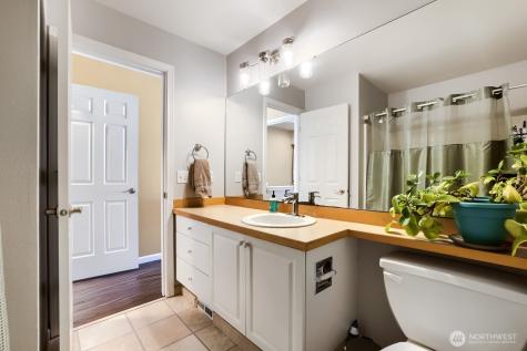 11913 NE 163rd Place Bothell WA 98011