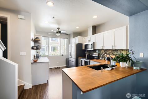 11913 NE 163rd Place Bothell WA 98011