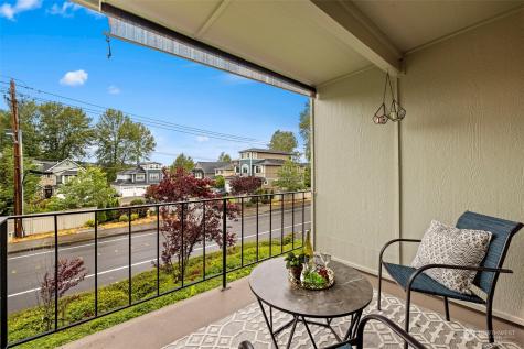 3950 Lake Washington Boulevard Se Bellevue WA 98006