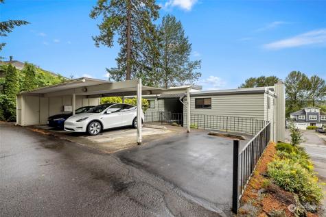 3950 Lake Washington Boulevard Se Bellevue WA 98006