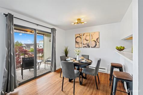 3950 Lake Washington Boulevard Se Bellevue WA 98006