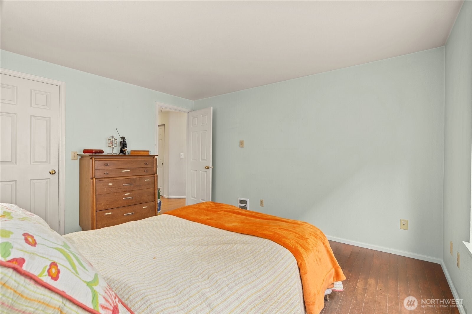 7814 Greenwood Avenue N Seattle WA 98103