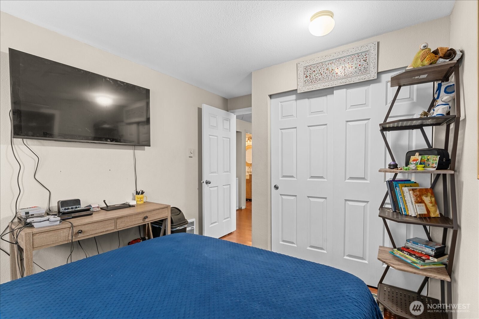 7814 Greenwood Avenue N Seattle WA 98103
