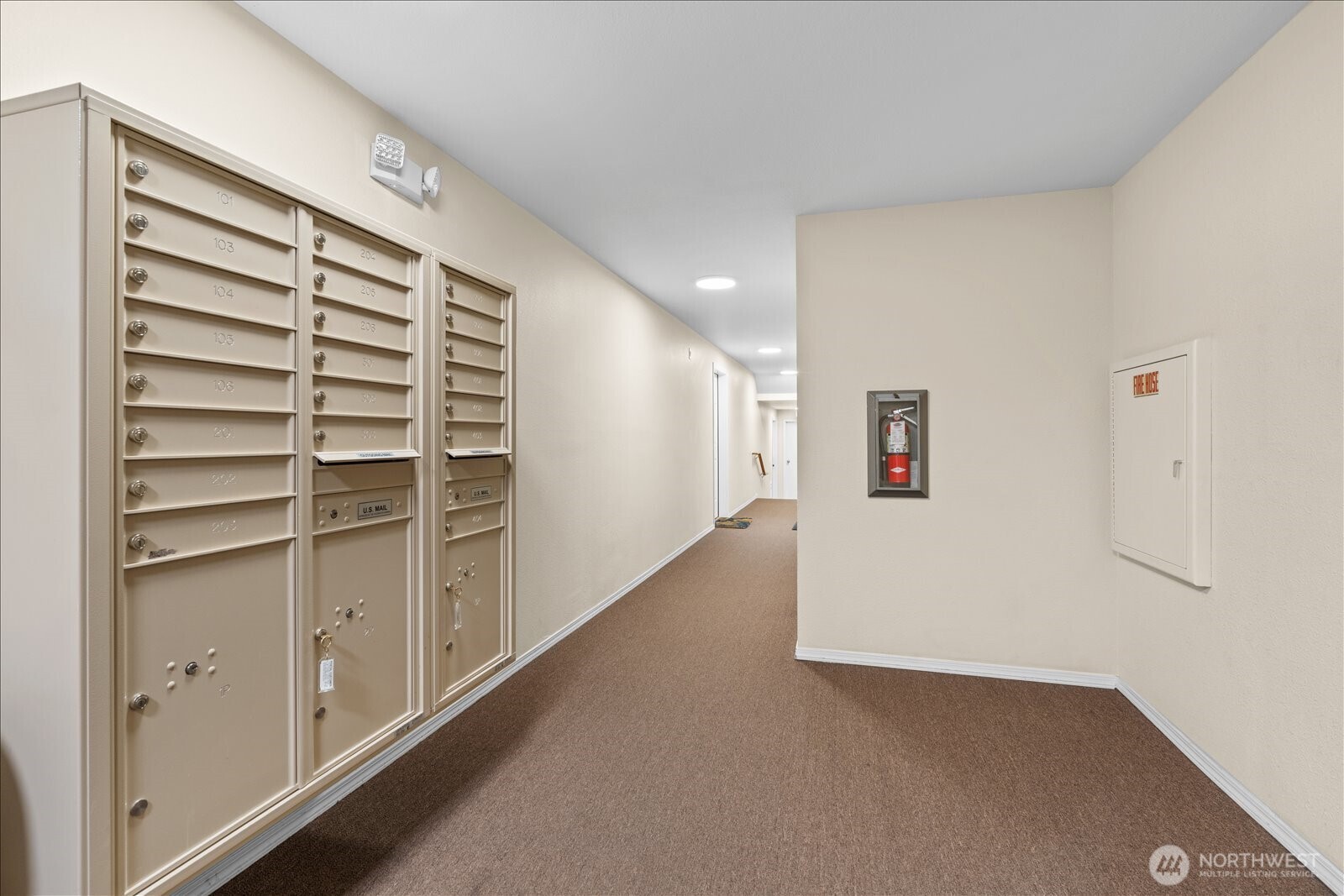 7814 Greenwood Avenue N Seattle WA 98103
