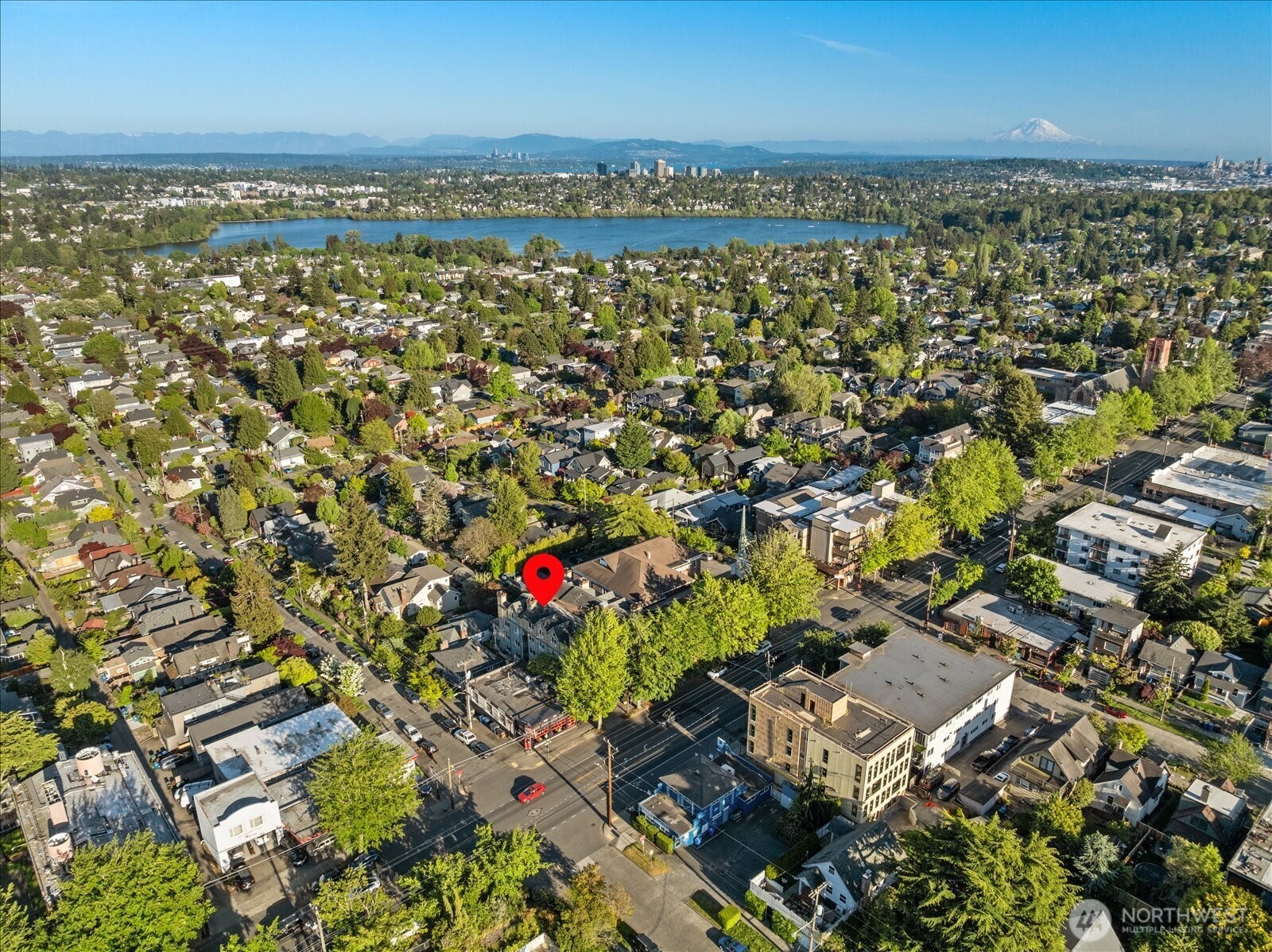7814 Greenwood Avenue N Seattle WA 98103