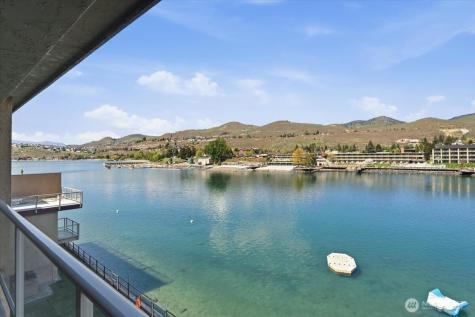 322 W Woodin Avenue Chelan WA 98816