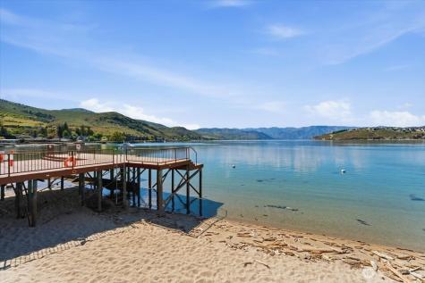 322 W Woodin Avenue Chelan WA 98816