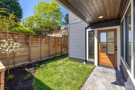 909 32nd Avenue S Seattle WA 98144