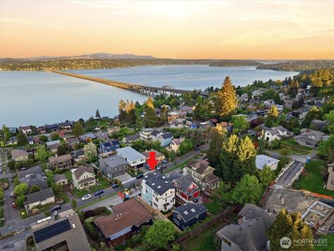 909 32nd Avenue S Seattle WA 98144