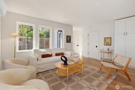 909 32nd Avenue S Seattle WA 98144