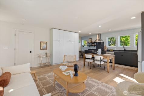 909 32nd Avenue S Seattle WA 98144