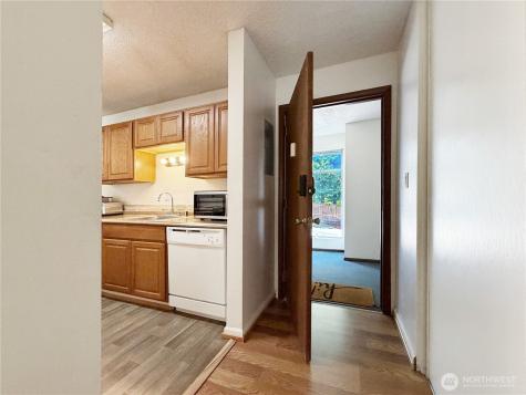 10459 Des Moines Memorial Drive S Seattle WA 98168