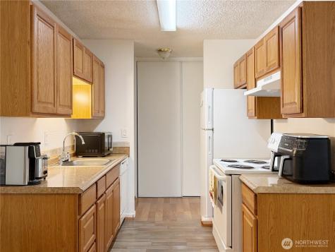10459 Des Moines Memorial Drive S Seattle WA 98168