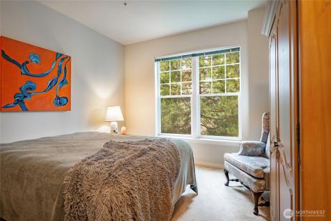 4313 Issaquah-pine Lake Road SE Sammamish WA 98075