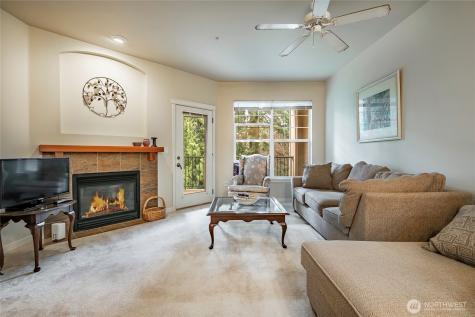 4313 Issaquah-pine Lake Road SE Sammamish WA 98075