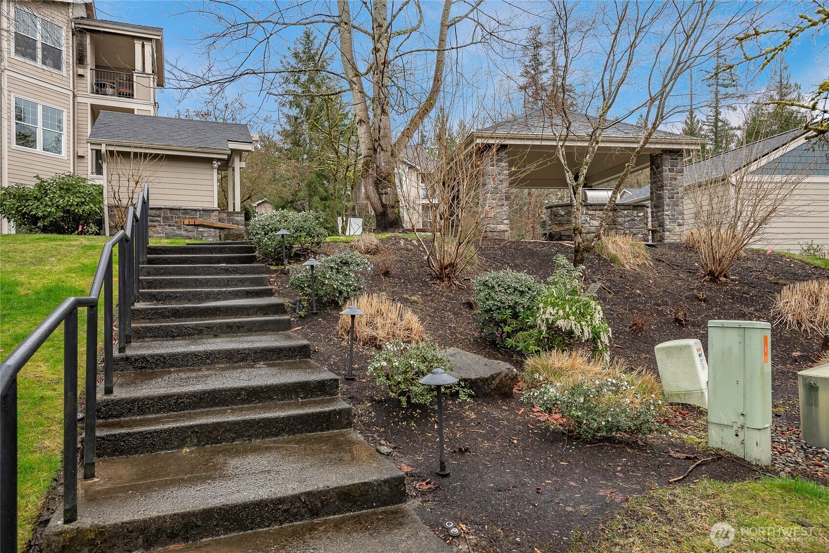 4313 Issaquah-pine Lake Road SE Sammamish WA 98075