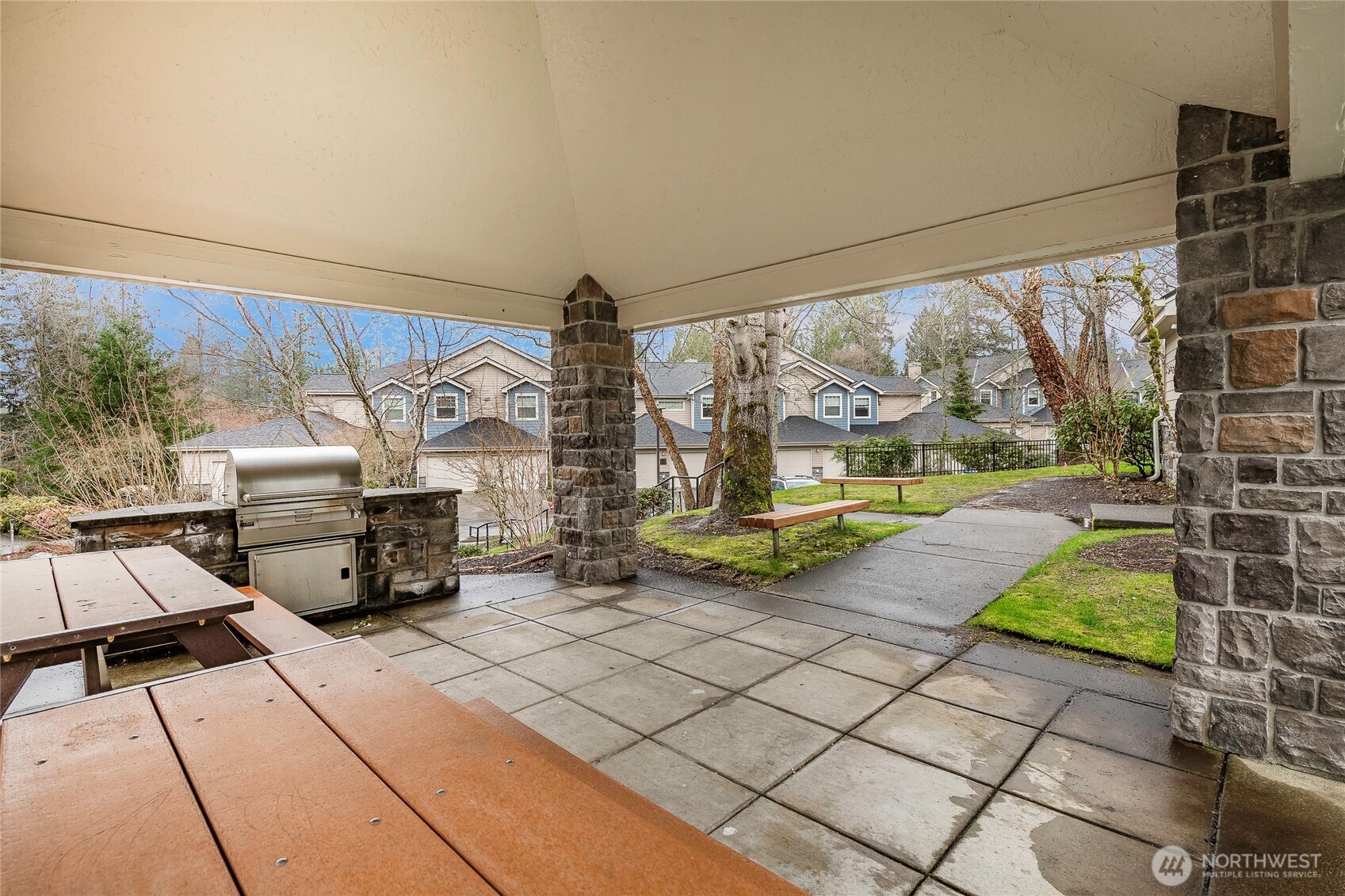 4313 Issaquah-pine Lake Road SE Sammamish WA 98075