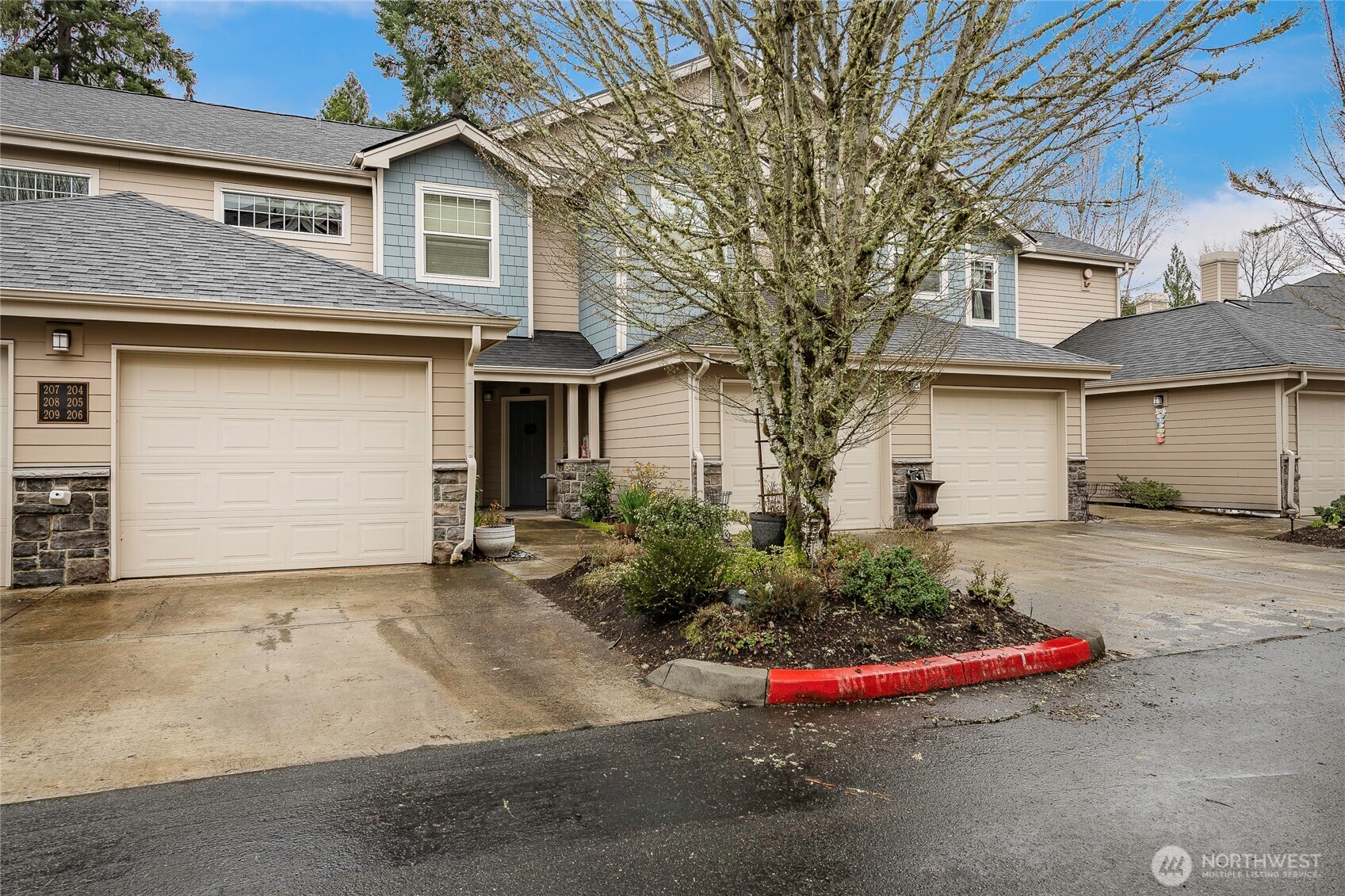 4313 Issaquah-pine Lake Road SE Sammamish WA 98075
