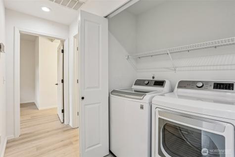 23760 SE 52nd Lane Issaquah WA 98029