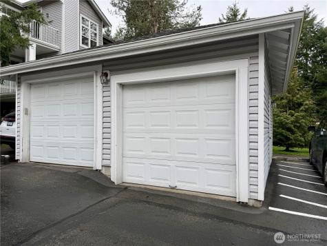 23760 SE 52nd Lane Issaquah WA 98029