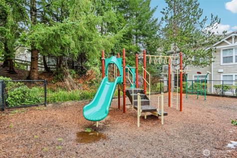 23760 SE 52nd Lane Issaquah WA 98029
