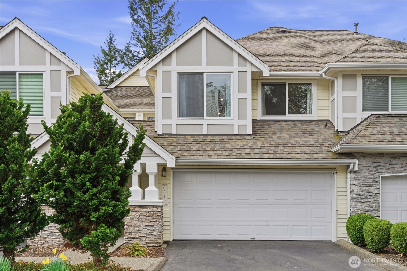 6649 SE Cougar Mountain Way Bellevue WA 98006