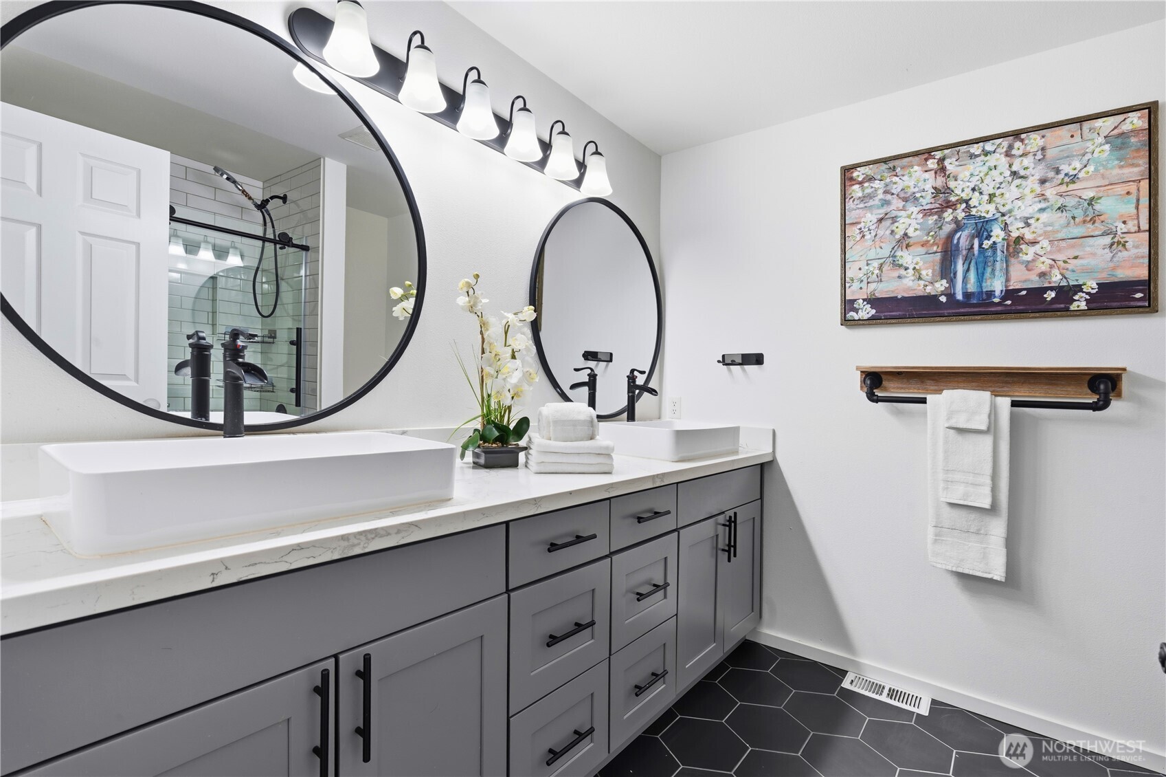 6649 SE Cougar Mountain Way Bellevue WA 98006