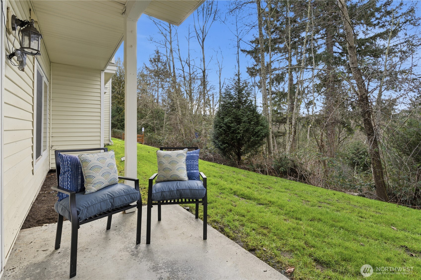 6649 SE Cougar Mountain Way Bellevue WA 98006