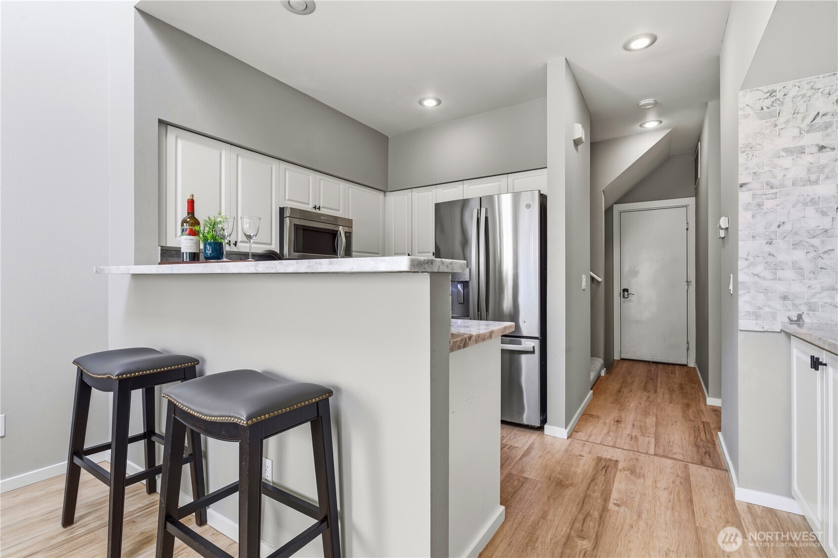 6649 SE Cougar Mountain Way Bellevue WA 98006
