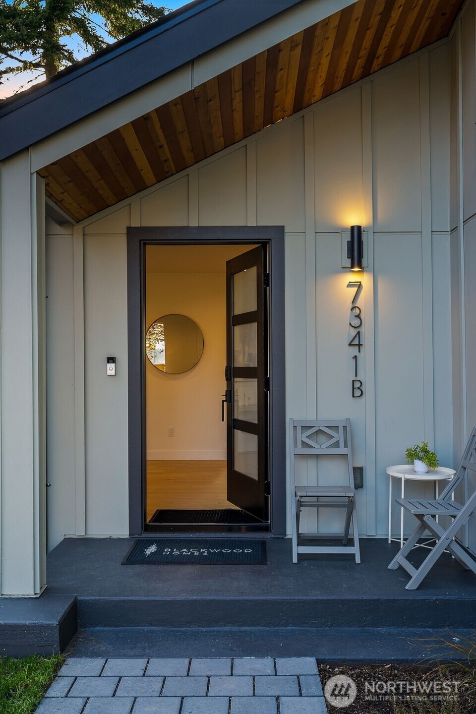 7341 21st Avenue NE Seattle WA 98115