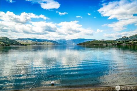 322 W Woodin Avenue Chelan WA 98816