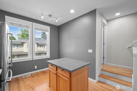 15325 SE 155th Place Renton WA 98058