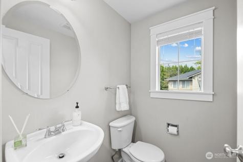 15325 SE 155th Place Renton WA 98058