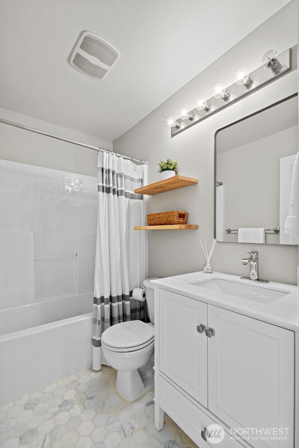 15325 SE 155th Place Renton WA 98058