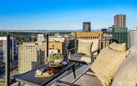 838 Avenue Square NE Bellevue WA 98004