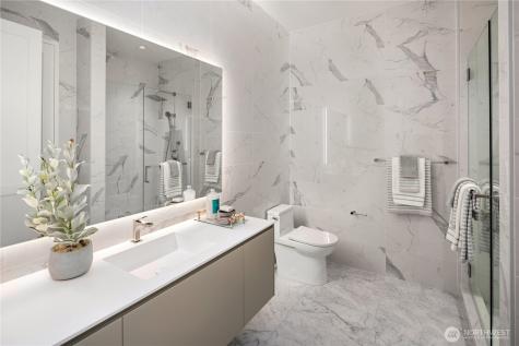 838 Avenue Square NE Bellevue WA 98004