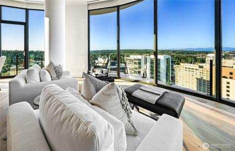 838 Avenue Square NE Bellevue WA 98004