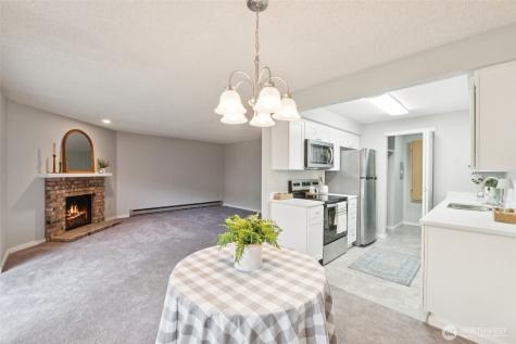 7307 N Skyview Place Tacoma WA 98406
