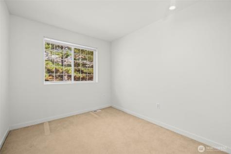 23120 SE Black Nugget Road Issaquah WA 98029