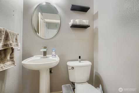 4109 S 220th Place Kent WA 98032