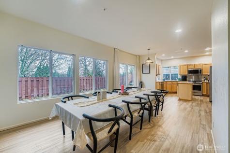 4109 S 220th Place Kent WA 98032